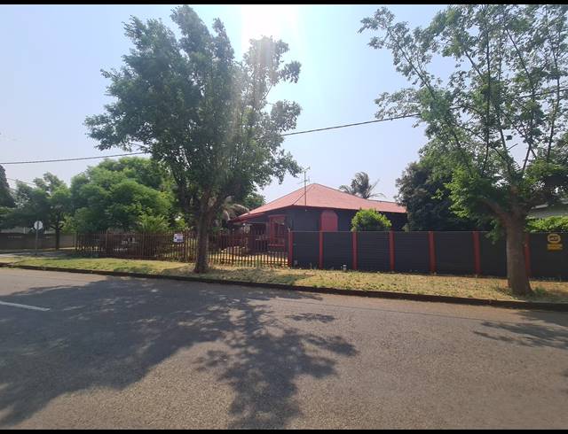 3 BEDROOM HOUSE RENTED IN BRAKPAN CENTRAL